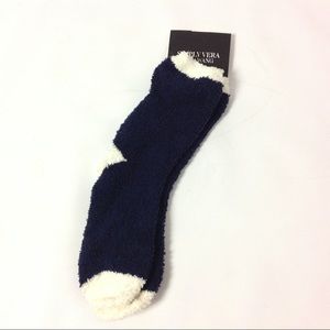 New Simply Vera Wang Brushed Knit PJ Socks Fuzzy